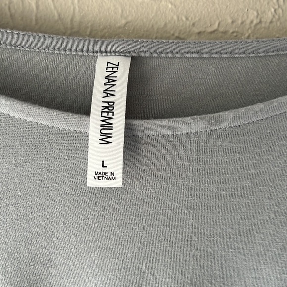 Zenana Premium Light Gray 3/4 Sleeve Pocket Swing Tunic - Picture 3 of 4